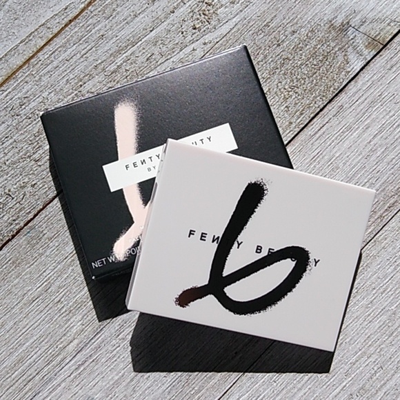 NIB FENTY BEAUTY Snap Shadows Mix & Match Eyeshadow Palette in Smoky - Picture 3 of 16